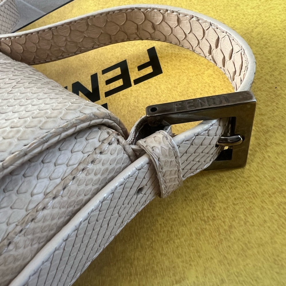 Fendi Snakeskin Baguette Bag - Picture 7 of 14